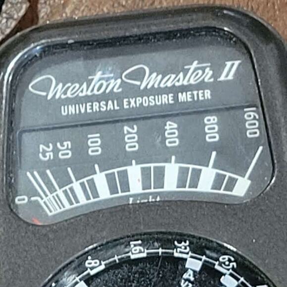 Vintage Weston Master II Universal Exposure Meter Model 735 with Leather case - Picture 7 of 11